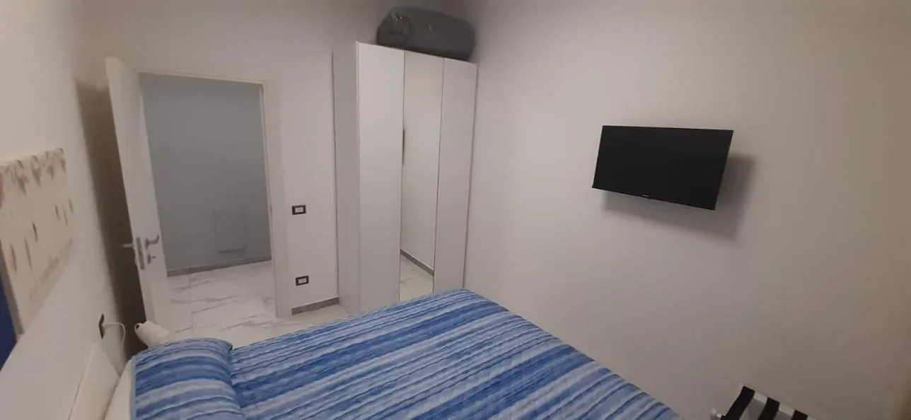 Carelli 9 Apartments 4 Naples